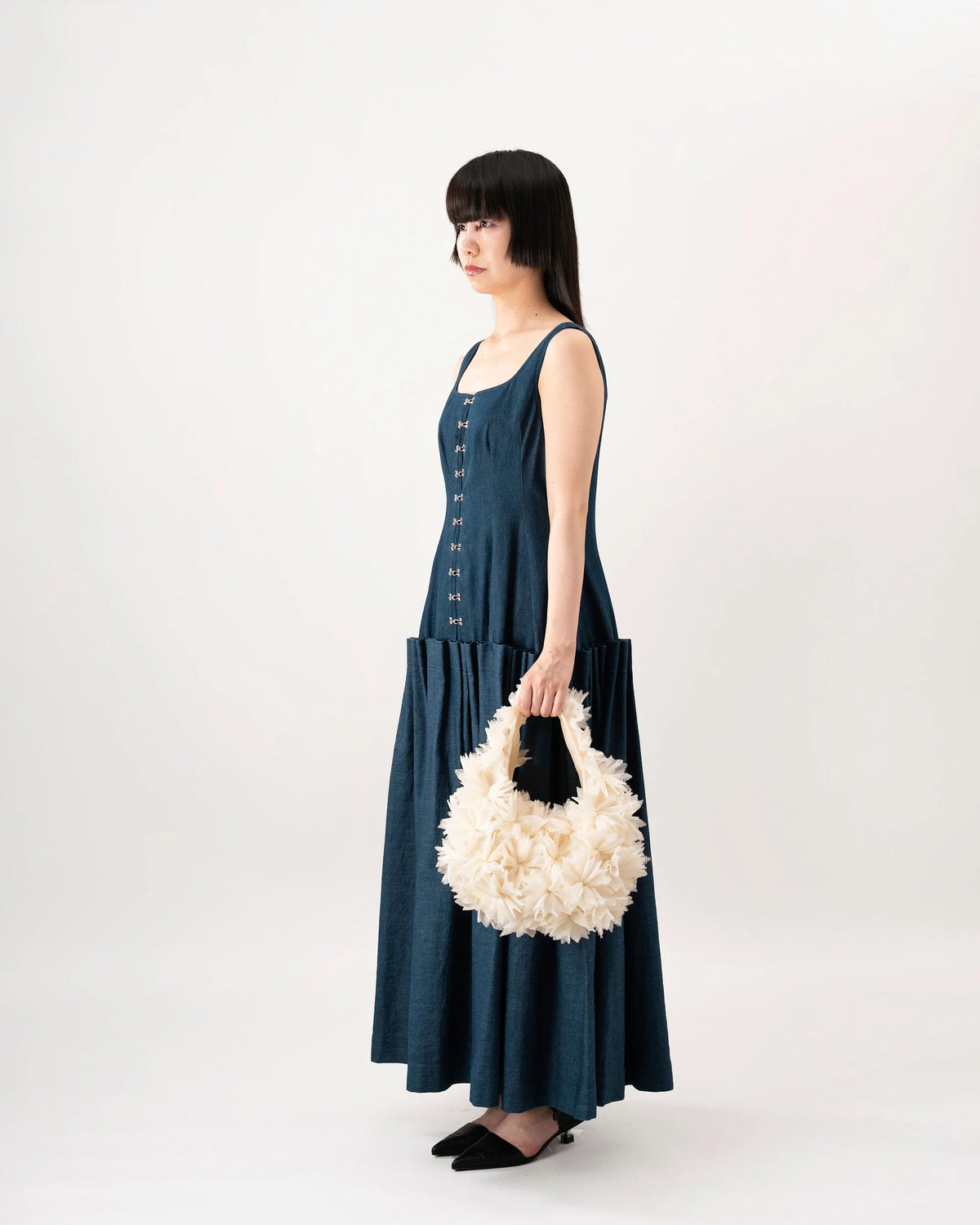 BACK IN GIRL MEDIUM (BLACK)