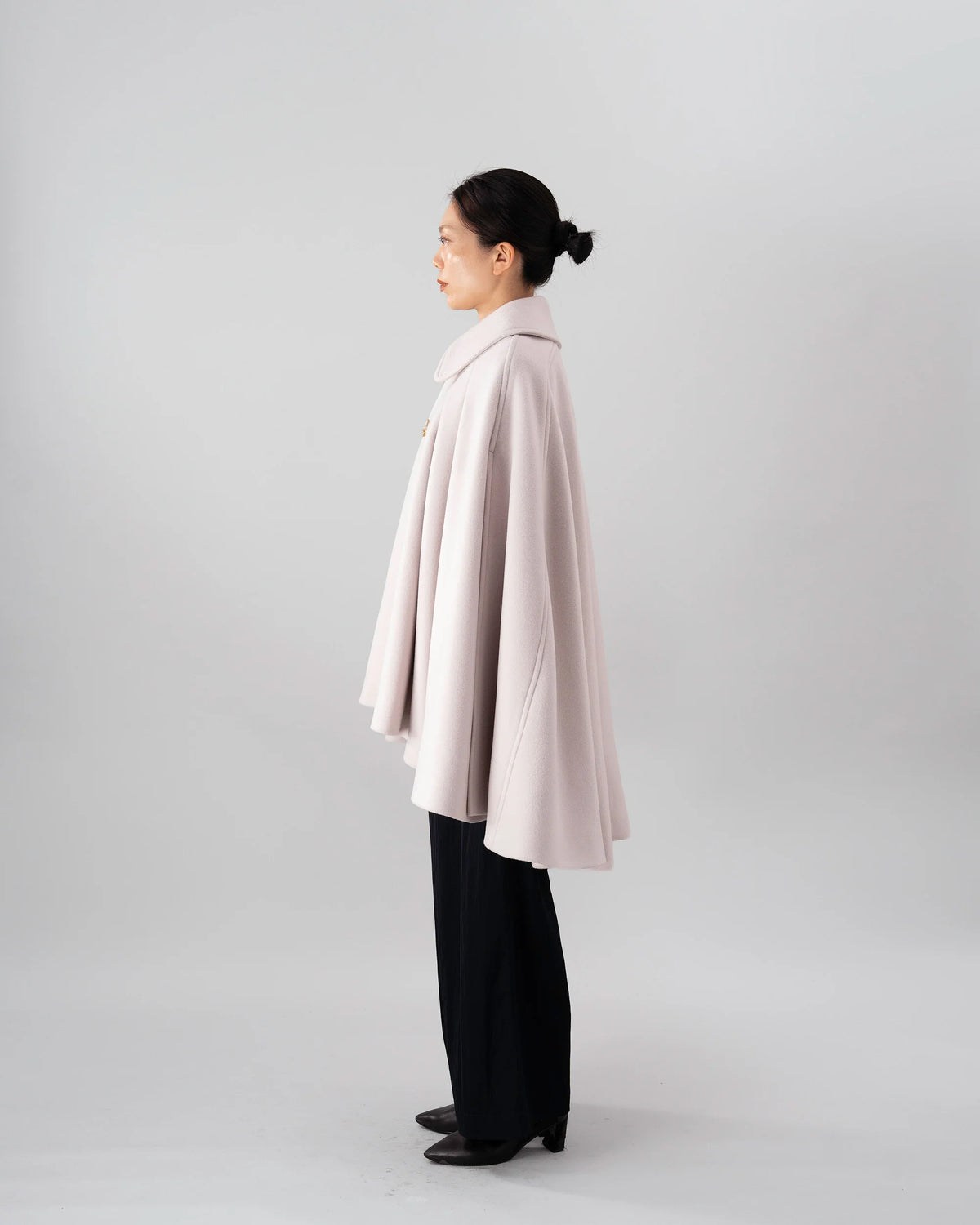 CAPE (PINK GRAY)