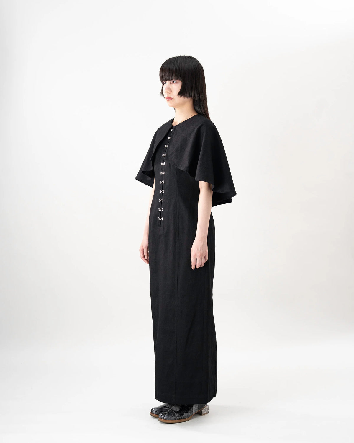 DENIM CAPE DRESS (BLACK)