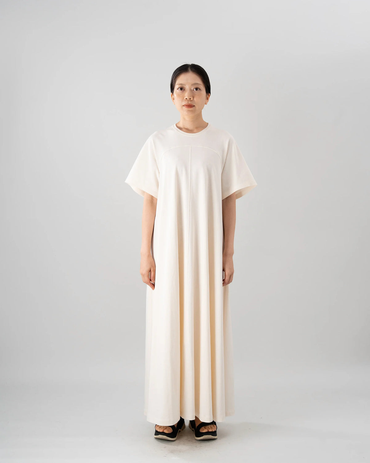 T-SHIRT FLARED DRESS (IVORY)