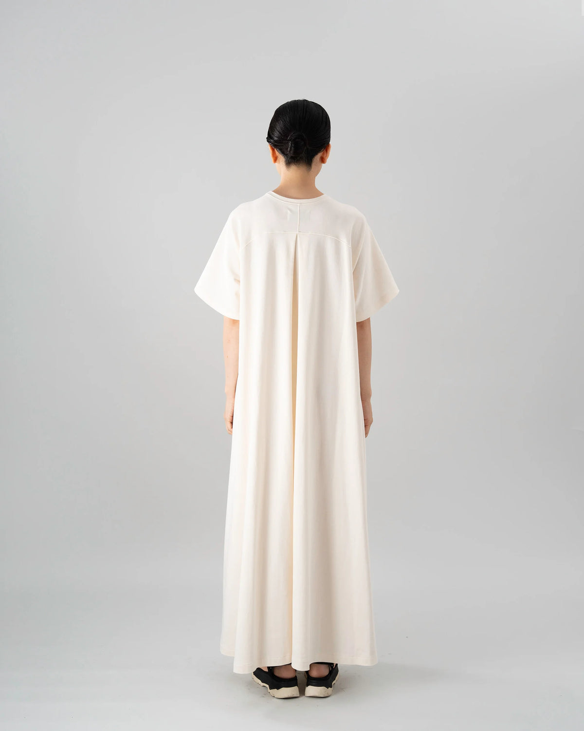 T-SHIRT FLARED DRESS (IVORY)