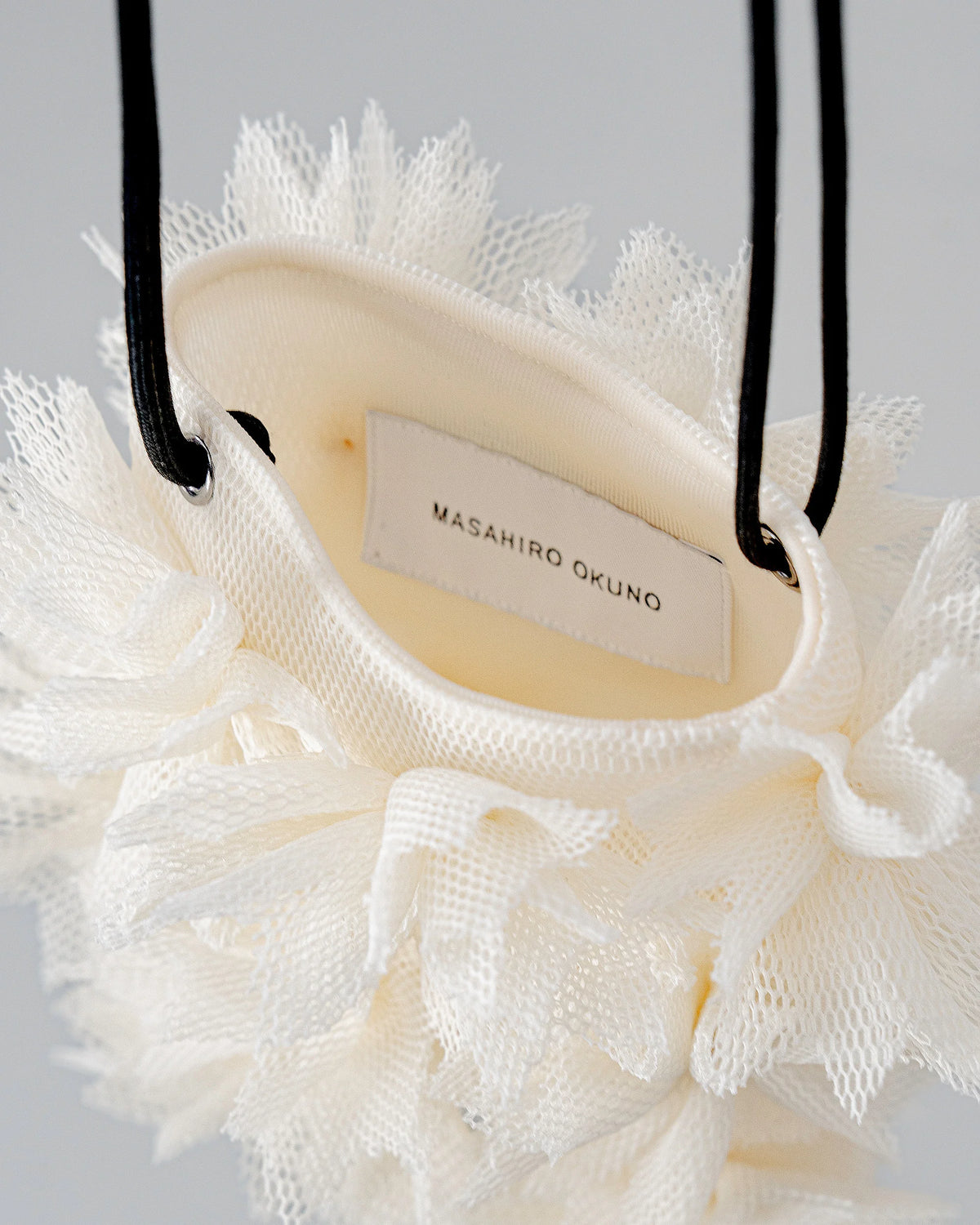 BACK IN GIRL POCHETTE (WHITE)