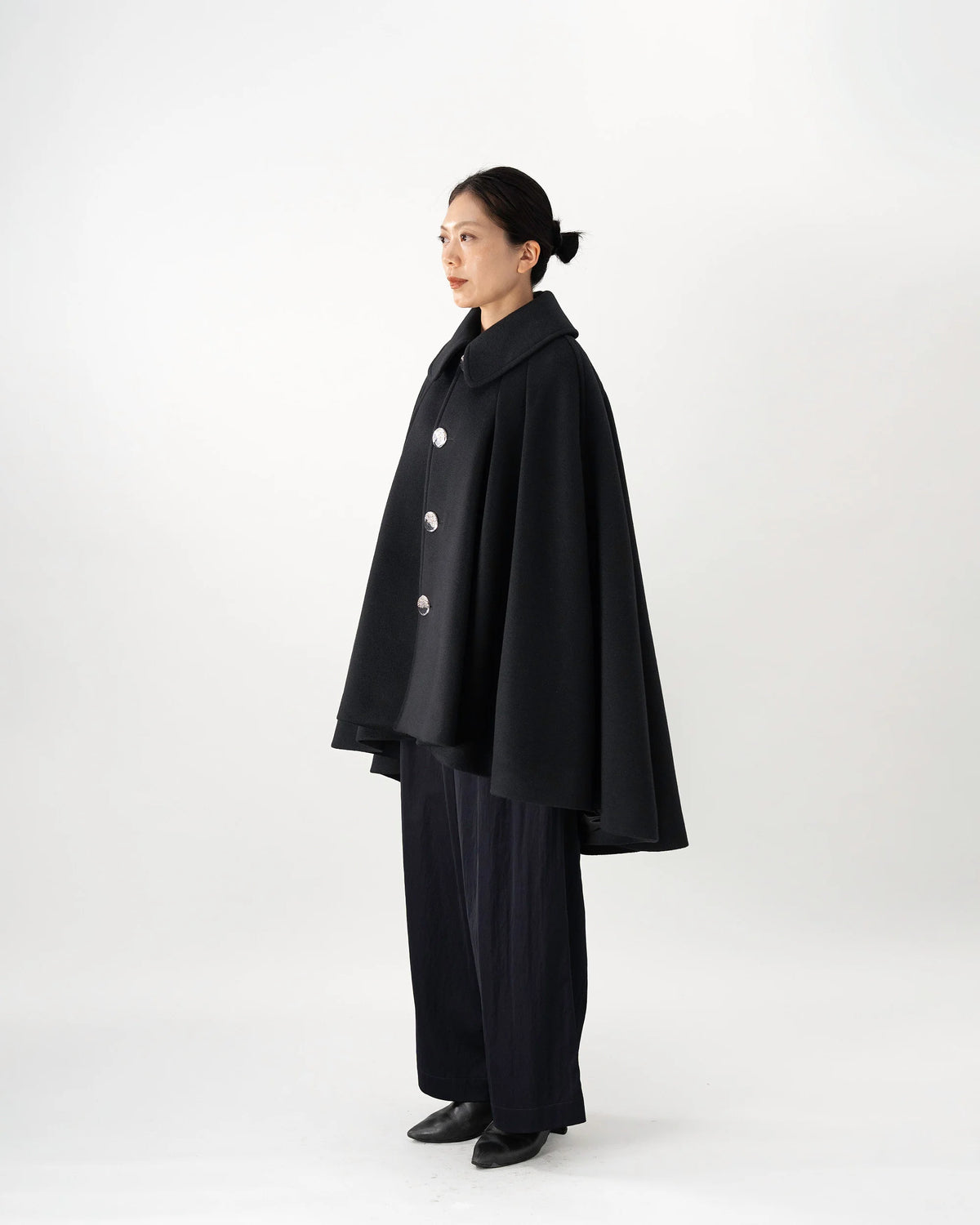 CAPE (BLACK)