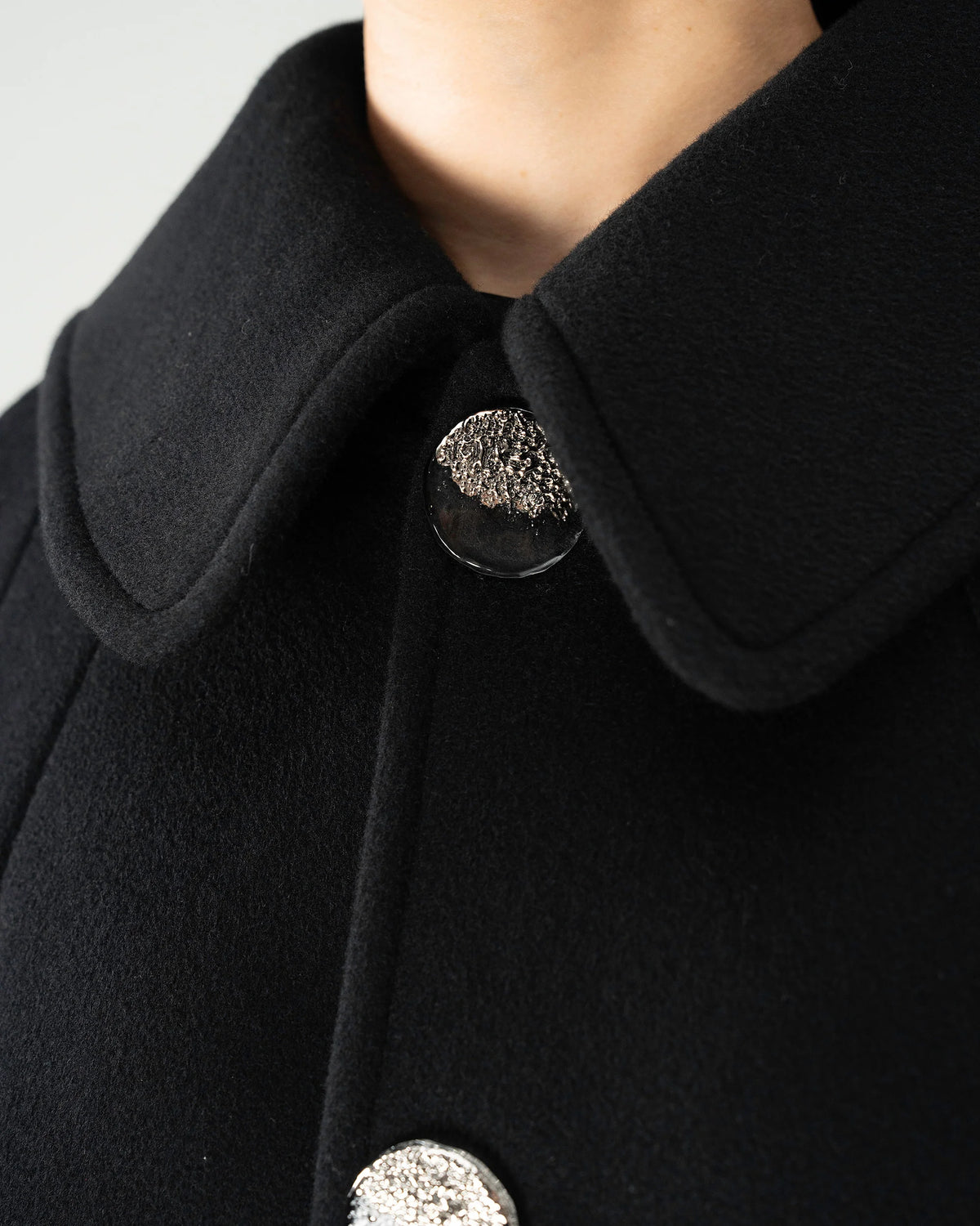 CAPE (BLACK)