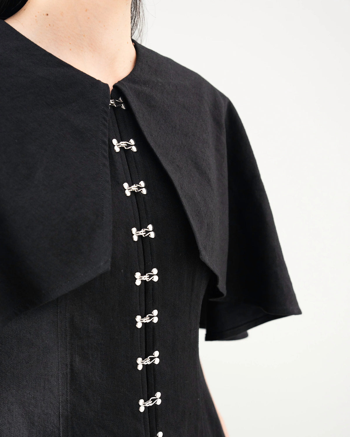 DENIM CAPE DRESS (BLACK)