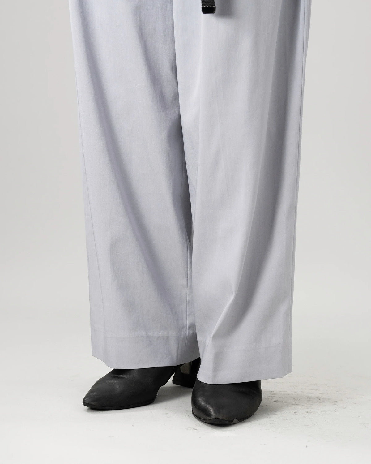 DOUBLE TUCK PANTS (BLUE GRAY)