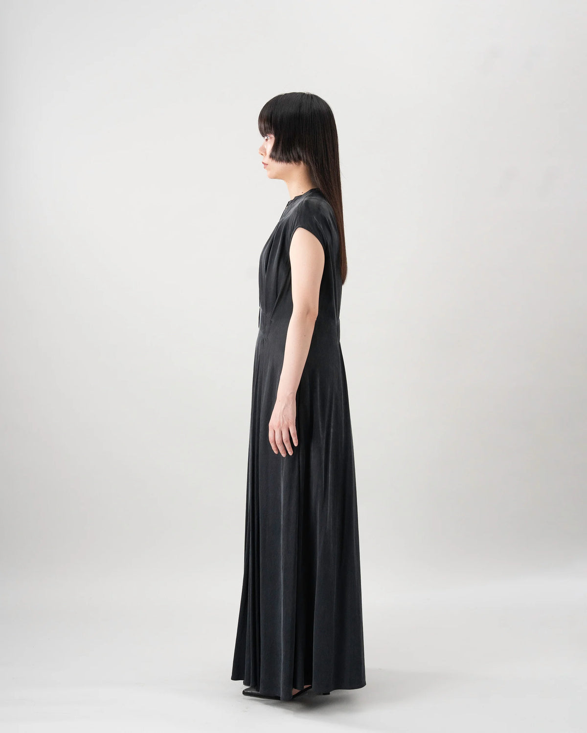 DRAPE DRESS