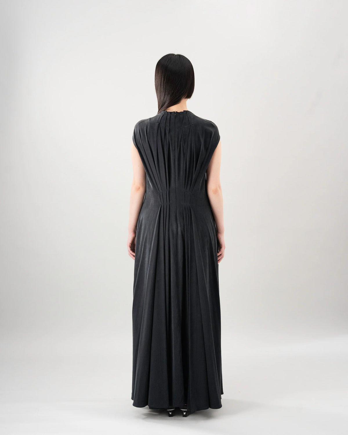 DRAPE DRESS