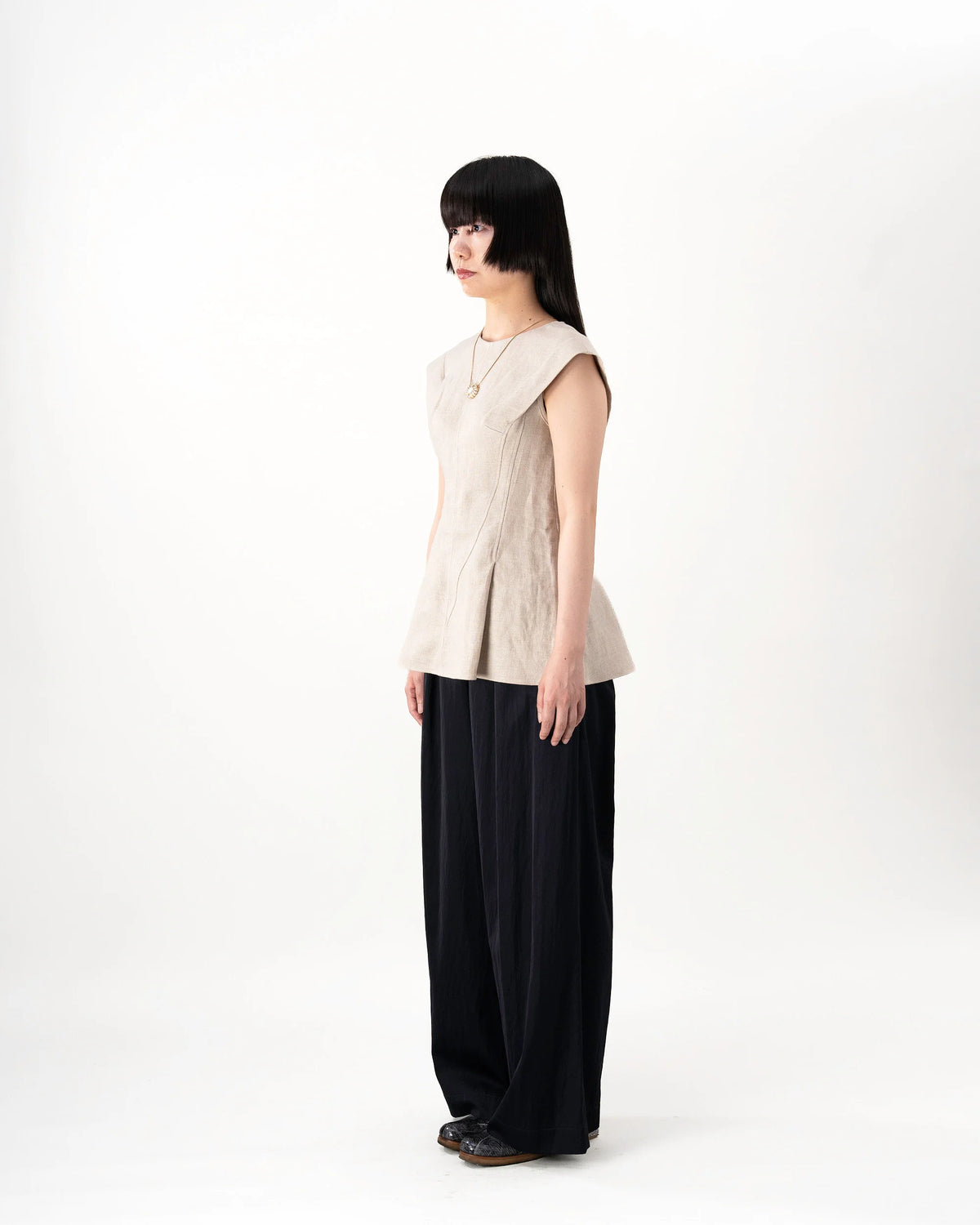 LINEN BLOUSE