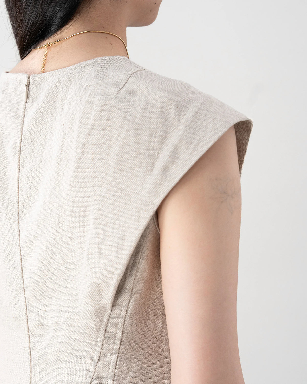 LINEN BLOUSE
