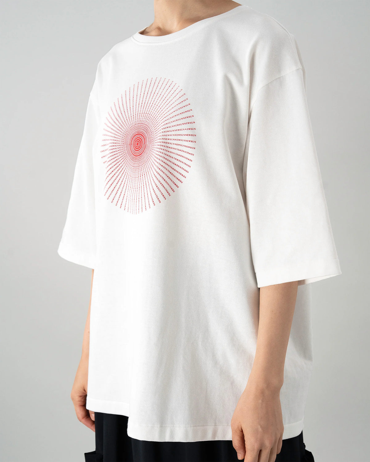 NEW SUN T-SHIRT (WHITE×RED)