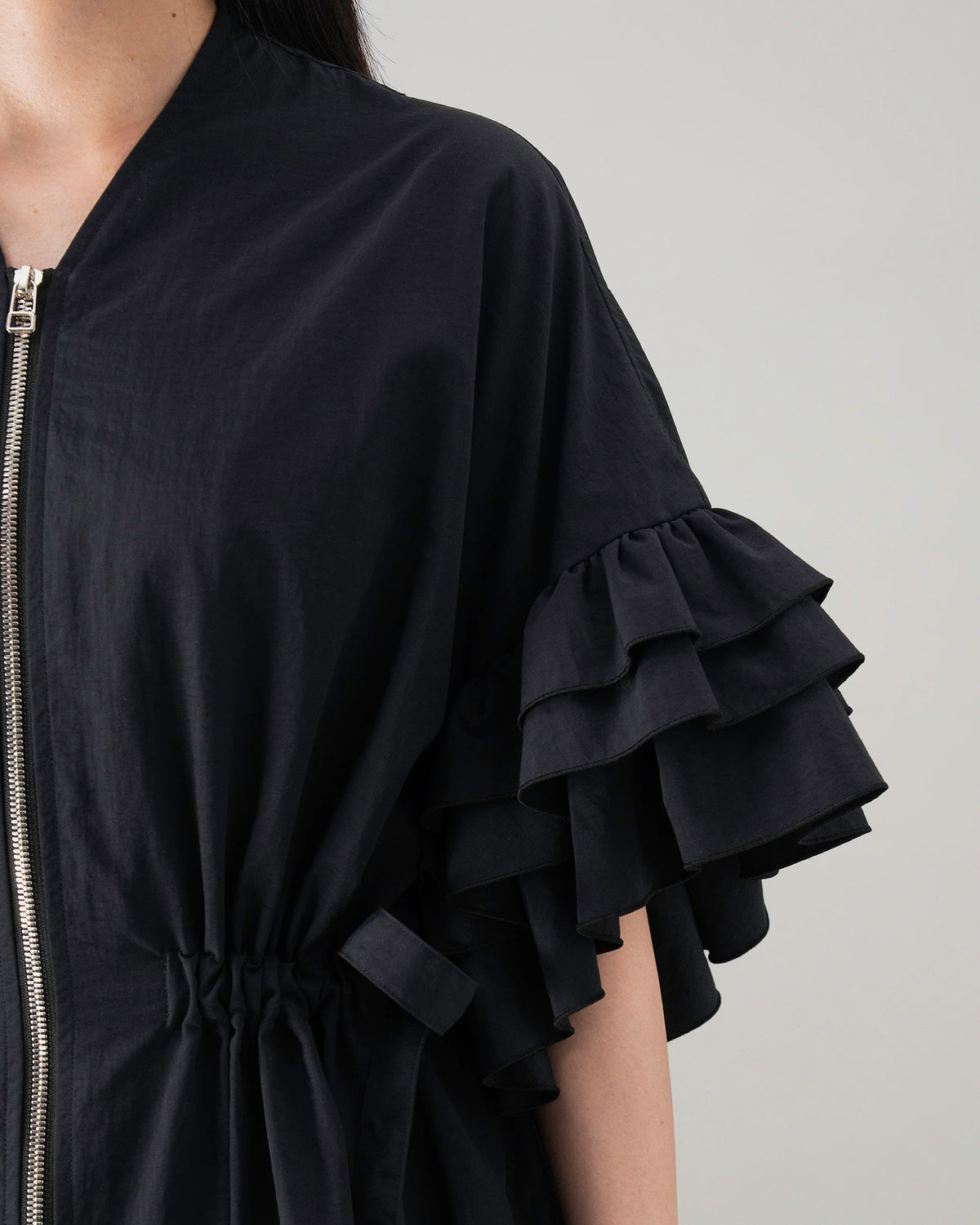 NO COLLAR ZIP DRESS (BLACK)