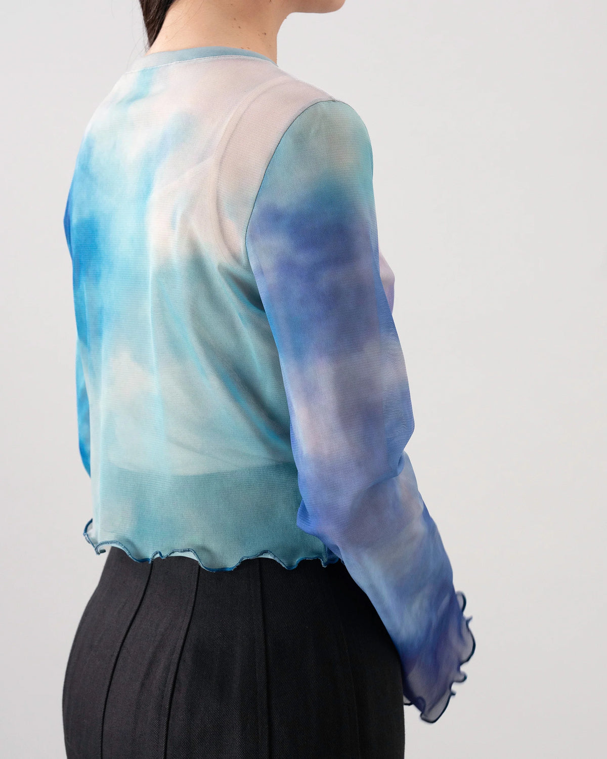 NOSTALGIA SHEER SHORT TOPS