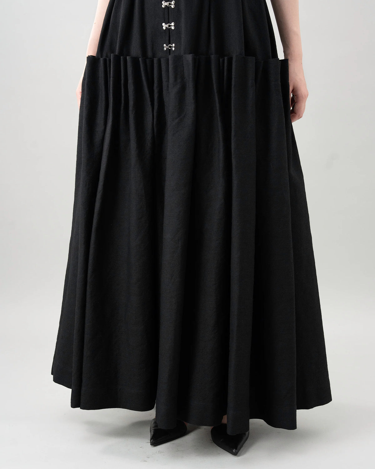 PLEAT DENIM DRESS (BLACK)