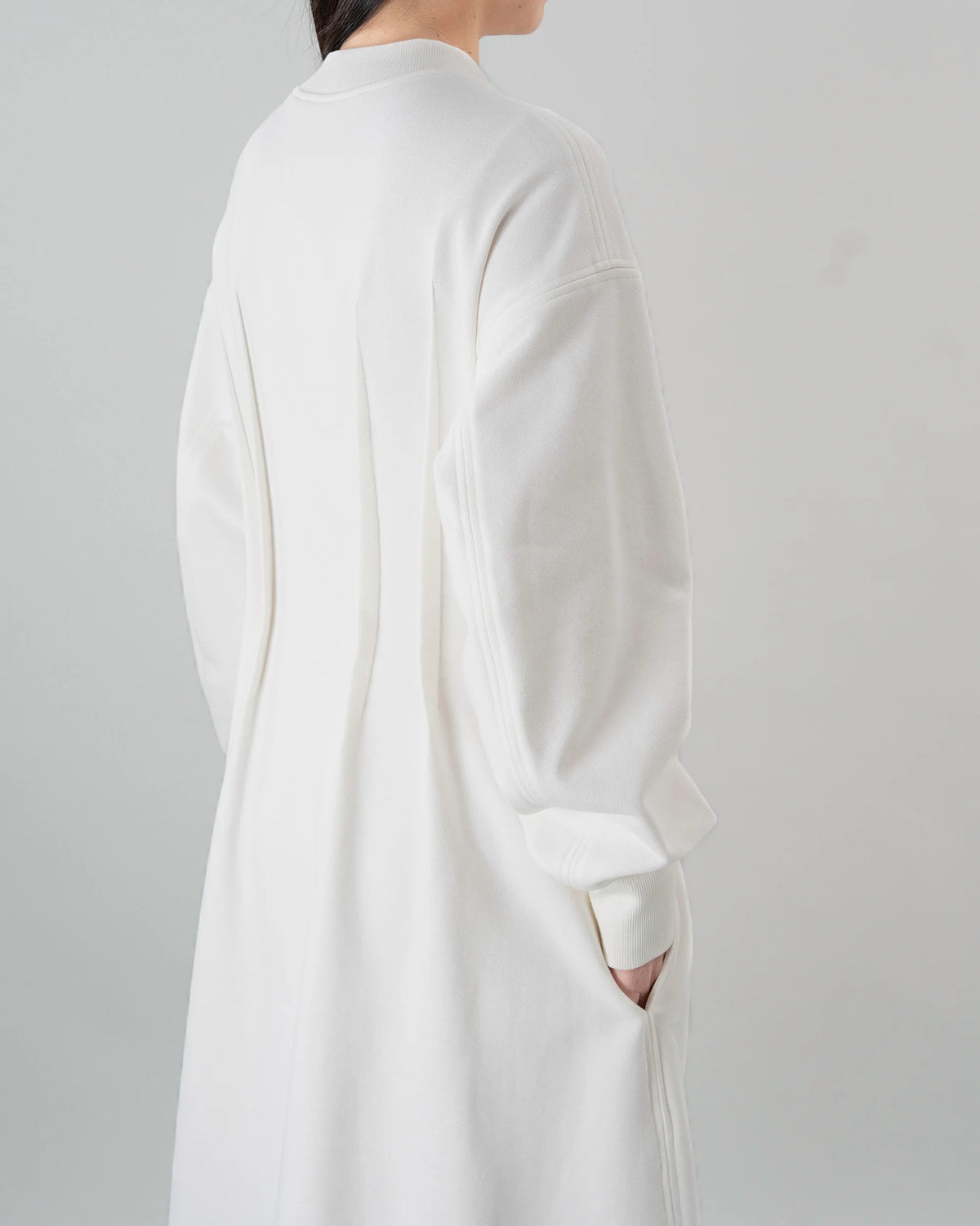 SWEAT DRESS (WHITE)