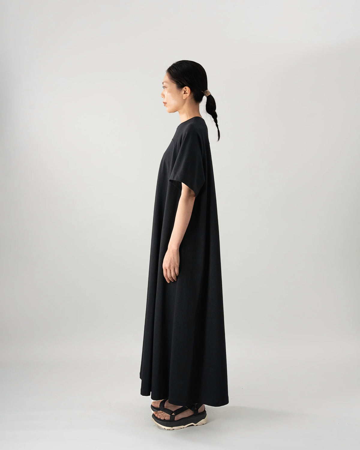 T-SHIRT FLARED DRESS (BLACK)