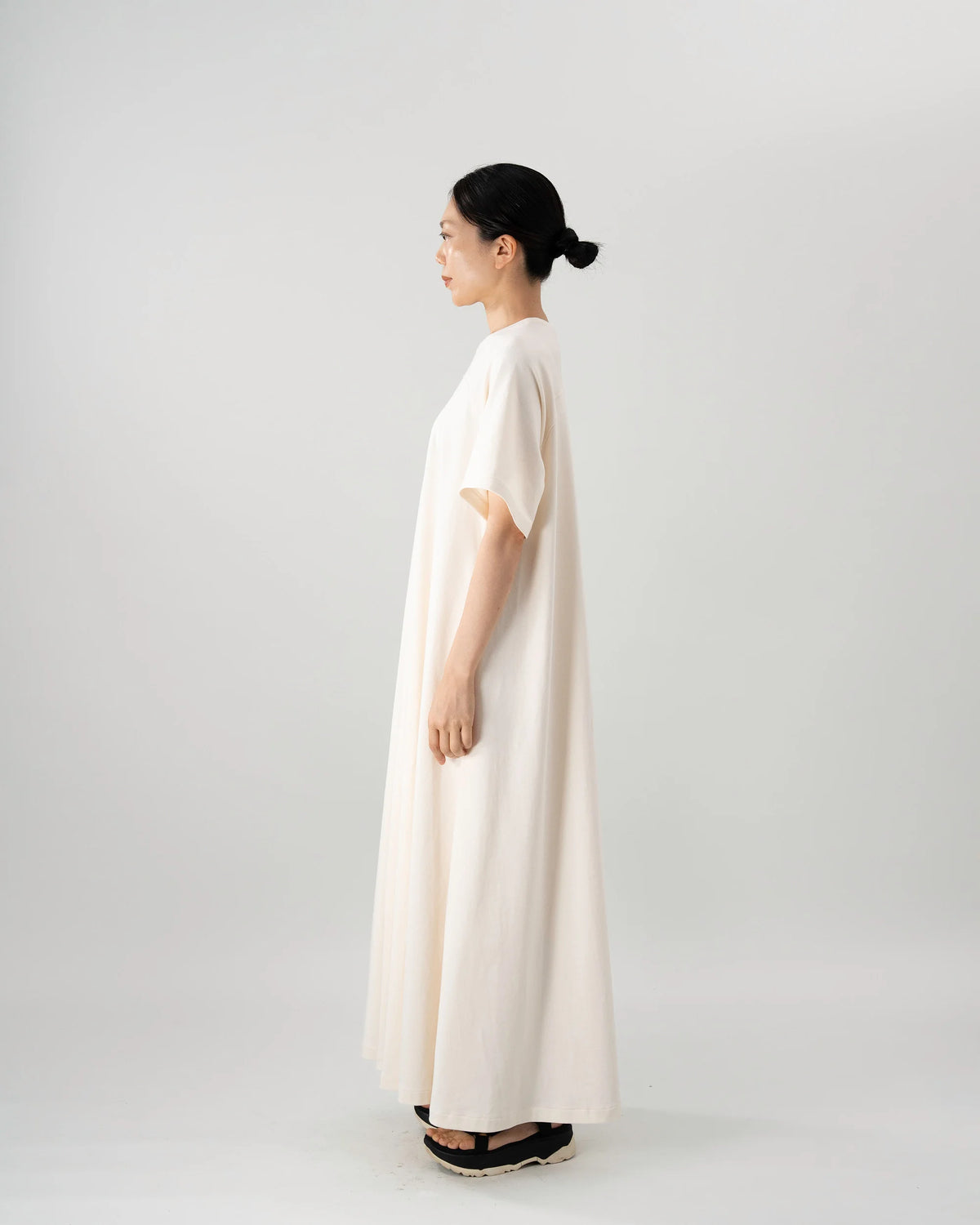 T-SHIRT FLARED DRESS (IVORY)