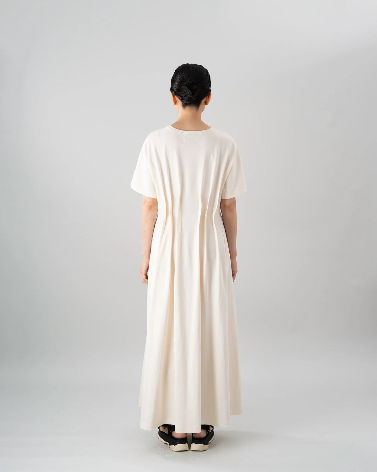 T-SHIRT DRESS (IVORY)